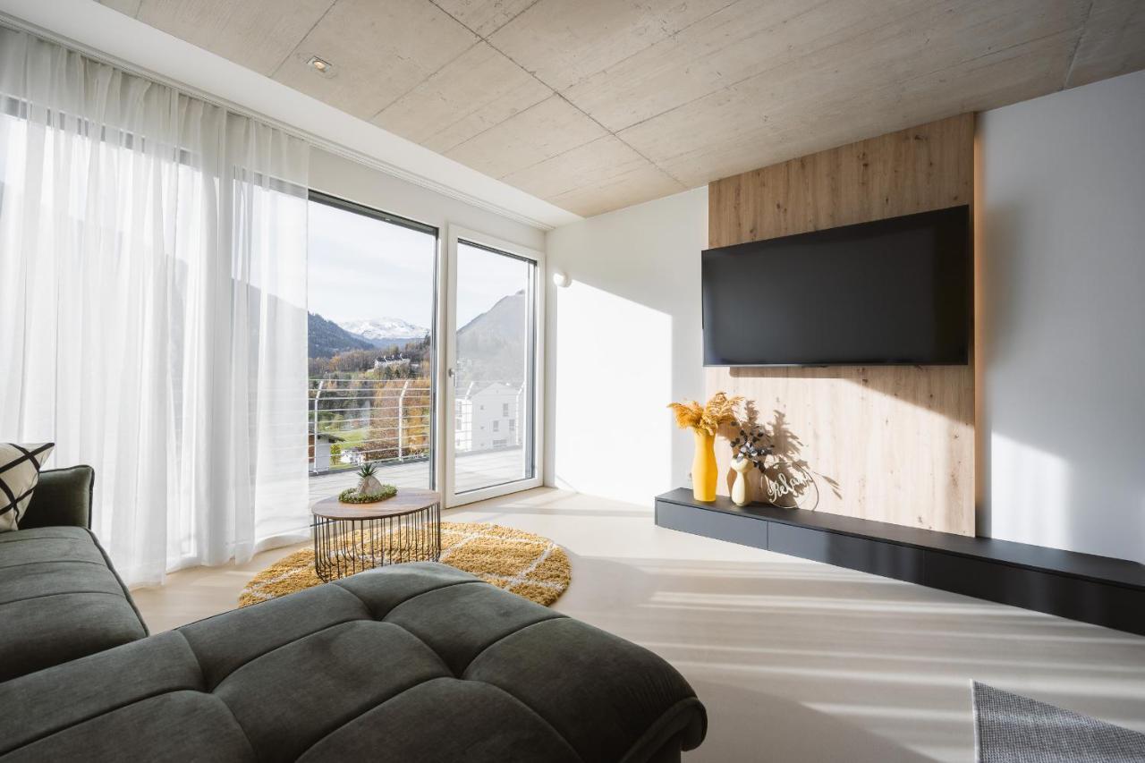 Apart Momente Grins Exterior photo